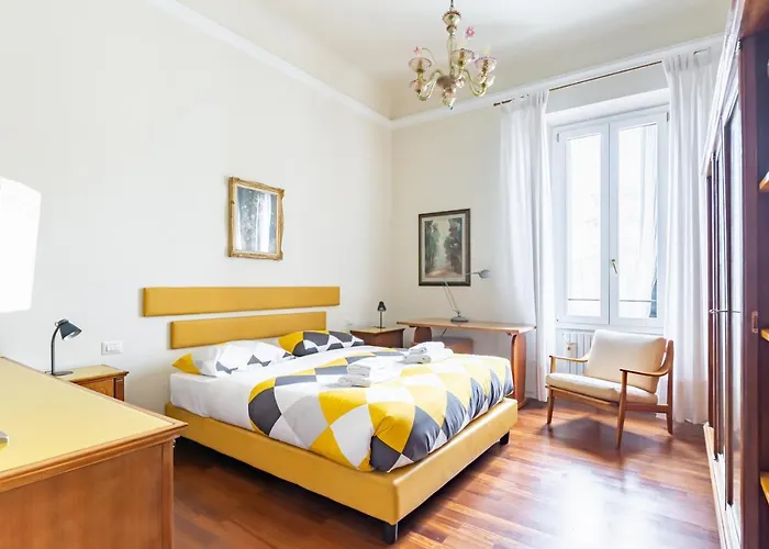 Апартаменты Guesthost - Stibbert & Statuto Elegant Flat With Balcony *