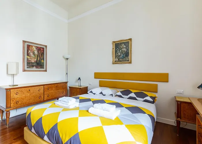 Guesthost - Stibbert & Statuto Elegant Flat With Balcony * Флоренция