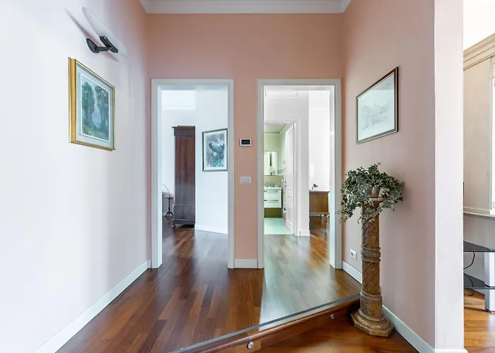 Guesthost - Stibbert & Statuto Elegant Flat With Balcony Апартаменты